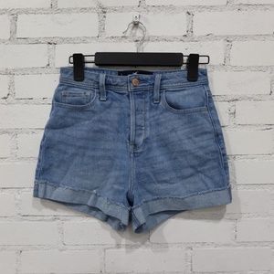 Hollister high rise size 25 jeans